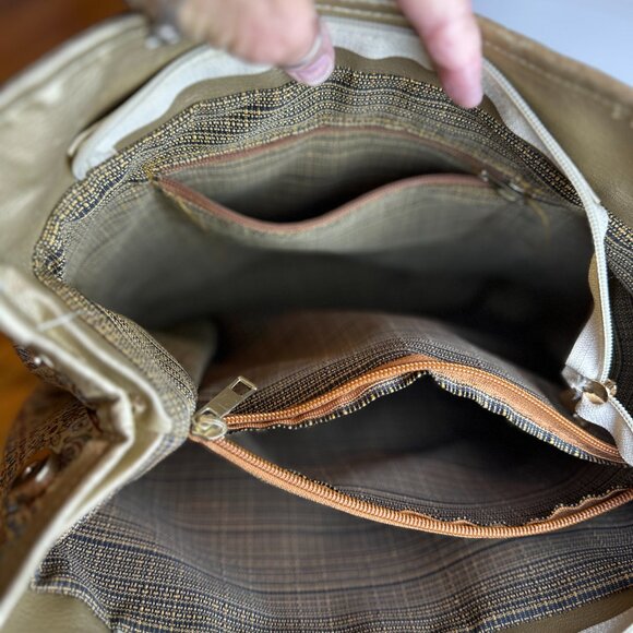 MOTTIF ISTANBUL 1024 woven chain faux leather chain strap. Woven shimmery gold - Picture 7 of 7